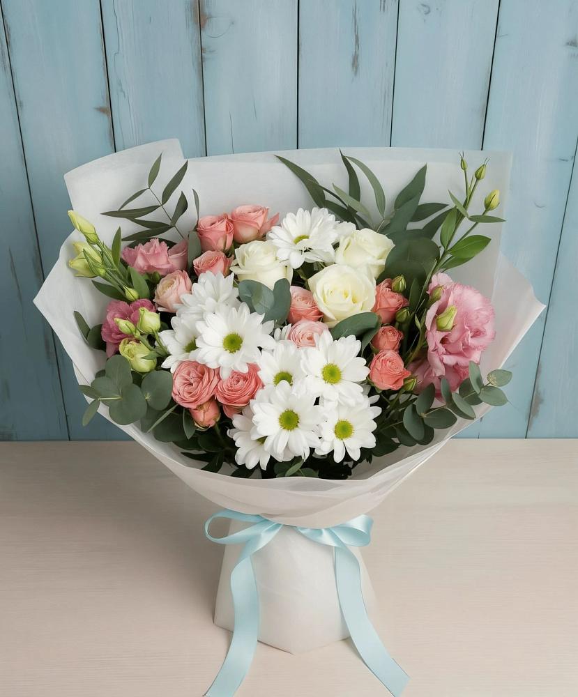 Букет цветов из: Розы, Лизиантусы и Хризантемы в Эндирее