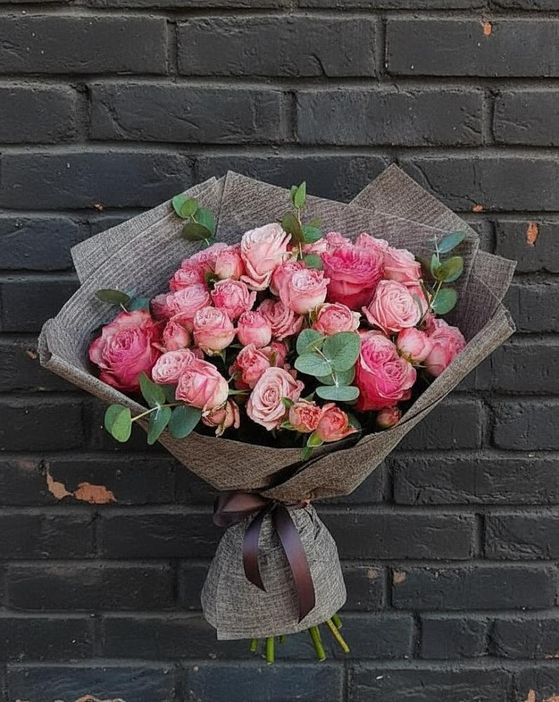 Букет цветов из: Розы в Эндирее