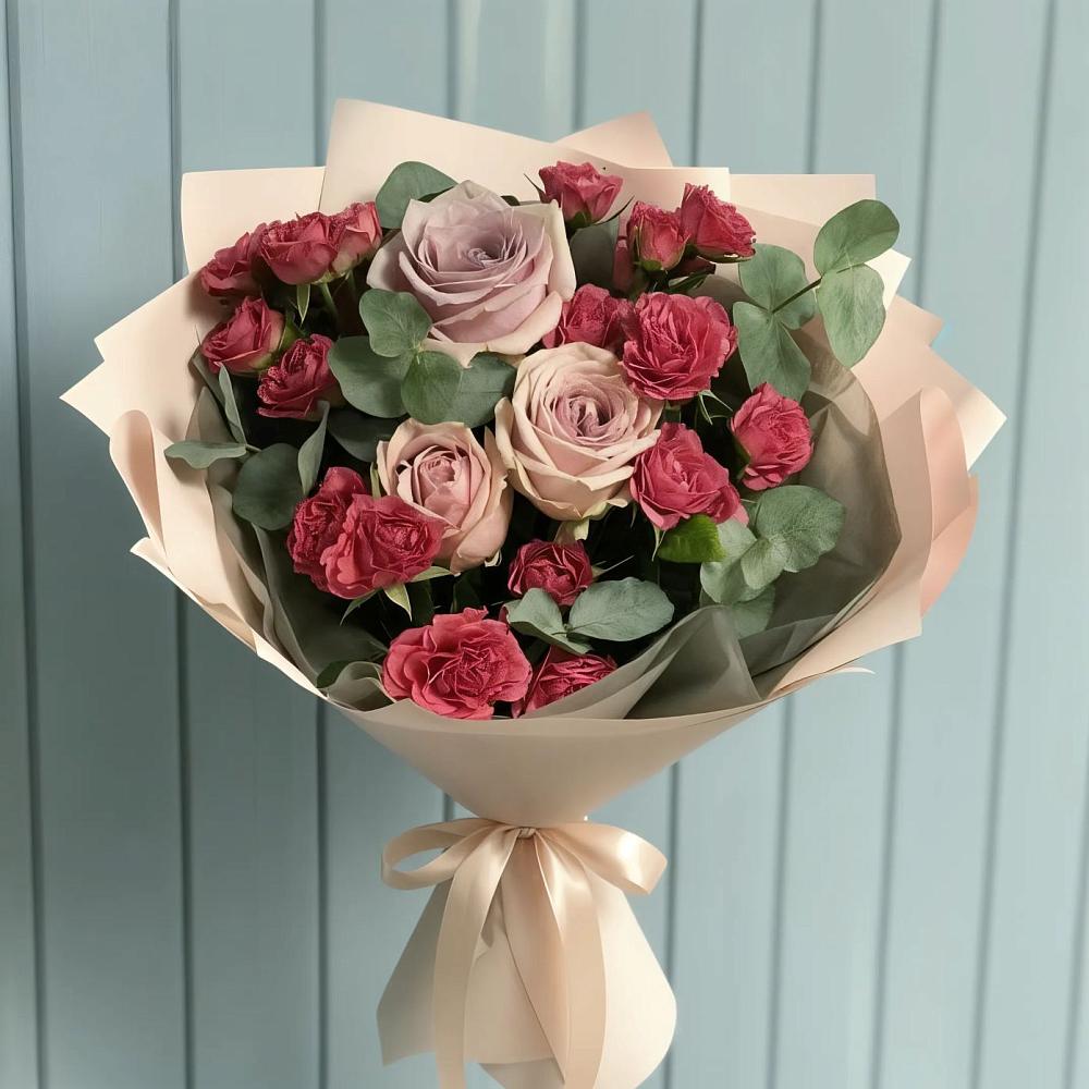 Букет цветов из: Гвоздики и Розы в Эндирее