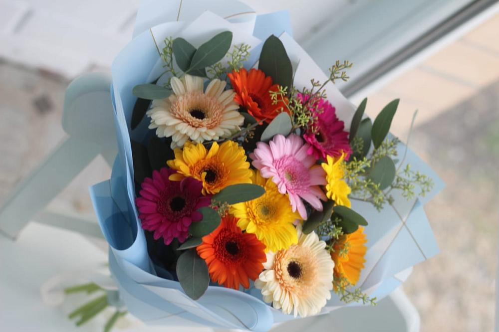 Букет цветов из: Герберы в Эндирее