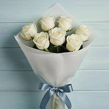 Букет 7 Белых роз Эдлесс Лав в Эндирее