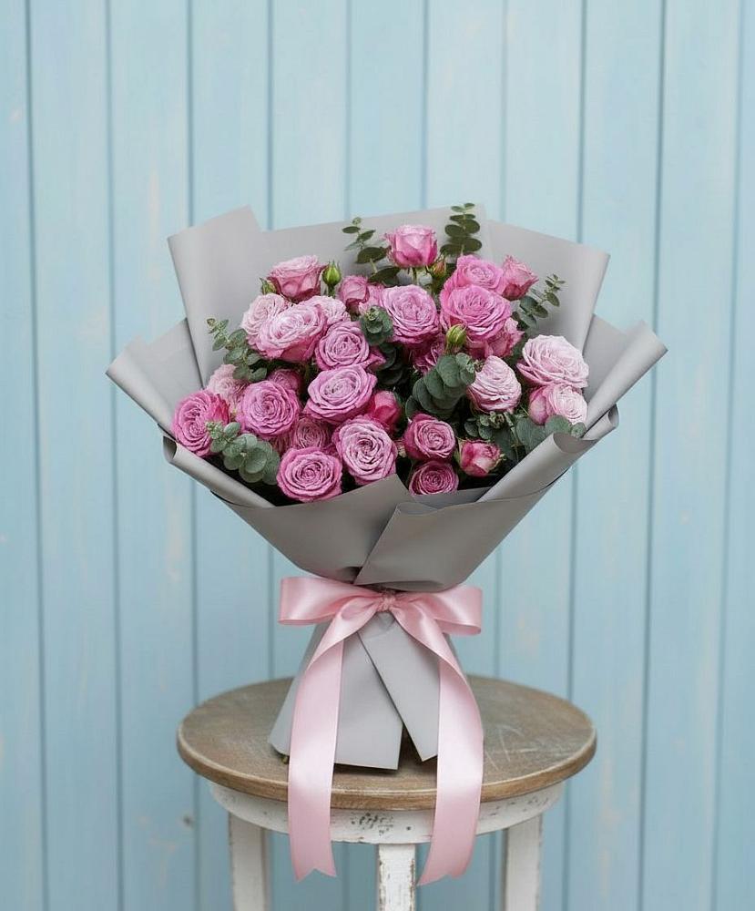 Букет цветов из: Розы в Эндирее