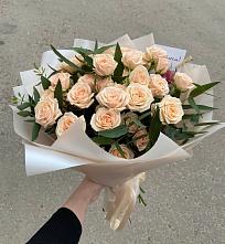 Букет Кремовые розы Латте в Эндирее
