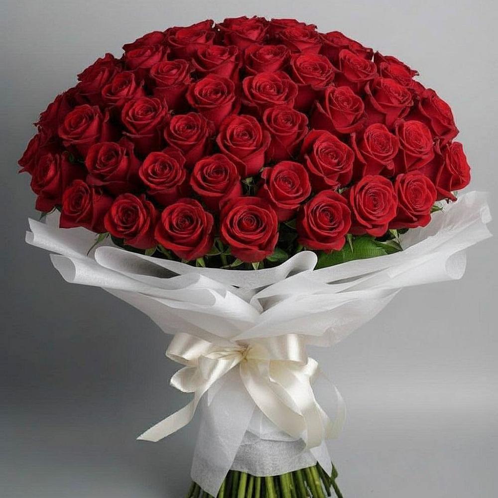 Букет 101 Красная роза Блэк Мэджик в Эндирее