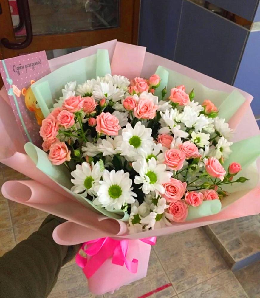 Букет цветов из: Розы и Хризантемы в Эндирее