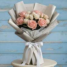 Букет цветов из:  Розы #REPLACE_PRED# Эндирее
