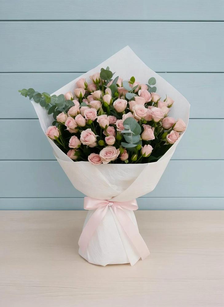 Букет цветов из: Розы в Эндирее