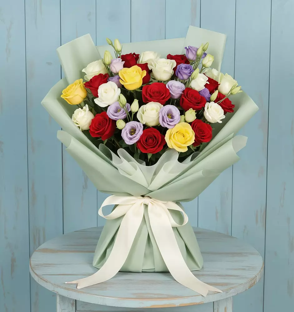 Букет цветов из: Розы в Эндирее