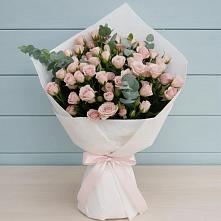 Букет цветов из:  Розы в Эндирее