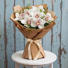 Букет цветов из:  Орхидеи и Розы в Эндирее