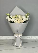 Букет цветов из:  Розы и Лизиантусы в Эндирее